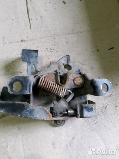 Замок капота Лифан Х60