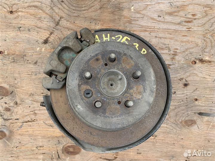 Ступица задняя R в сборе toyota exiv ST182