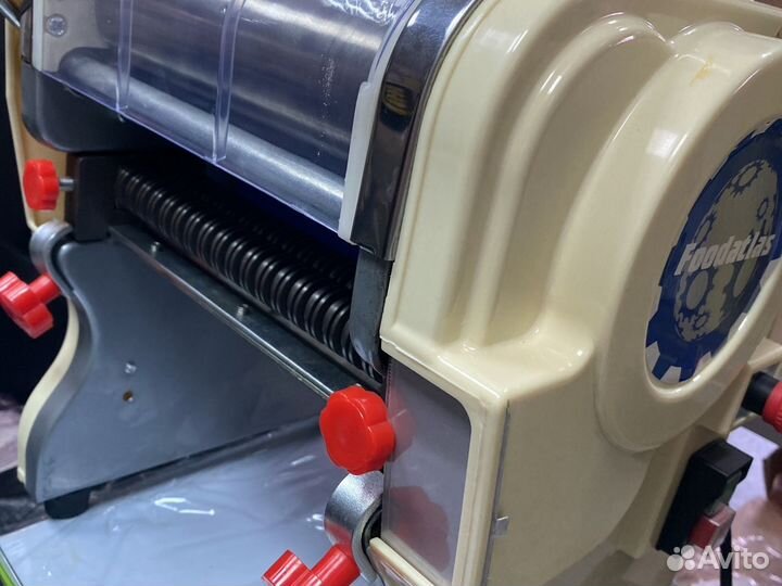 Тестораскатка лапшерезка до 30 кг/час,220В