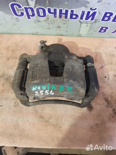 Суппорт передний правый Daewoo Nexia