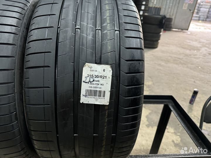 Pirelli P Zero PZ4 315/30 R21 98Y