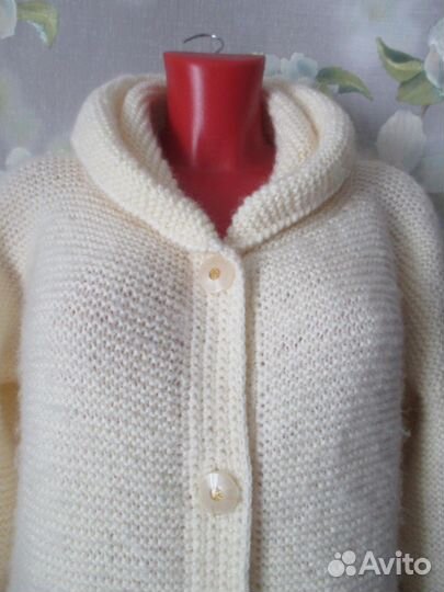 Пальто женское вязаное
