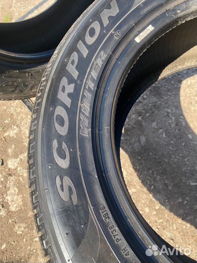 Pirelli Scorpion Winter 255/55 R18