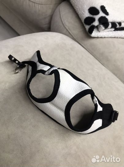 Шлейка для собак мелких пород