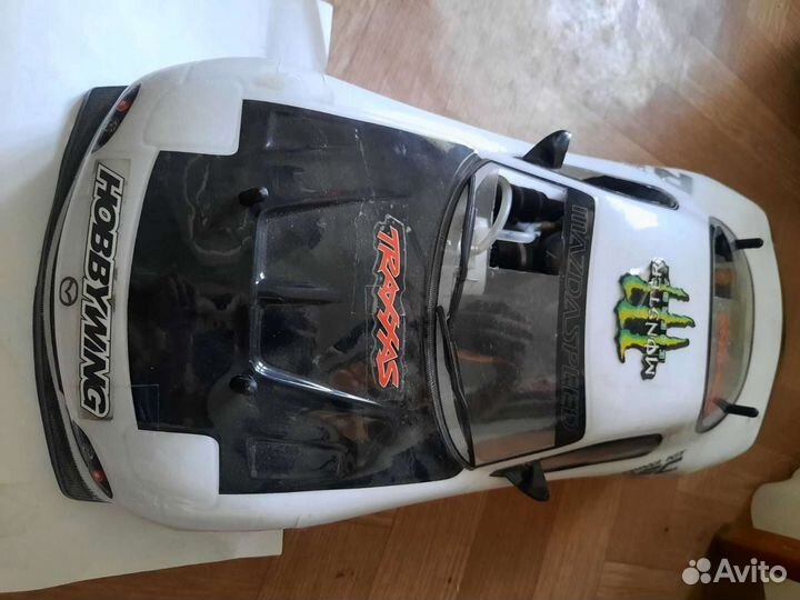 Радиоуправляемая машина на бензине