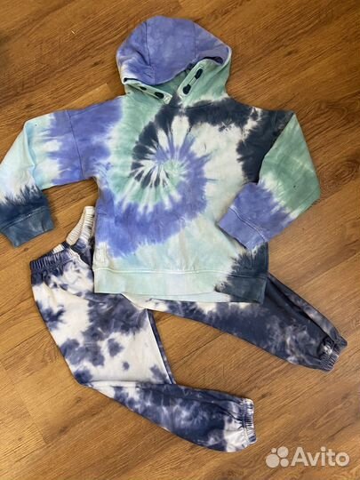 Костюм модный тай дай 3-4 года