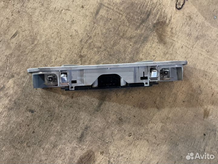 Плафон салонный для Audi Q7 (4L) 2005 - 2009