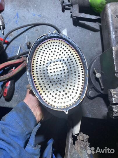 Выпускной коллектор 8кл,16кл ваз с пламегасителем