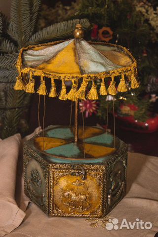 Музыкальная карусель шкатулка