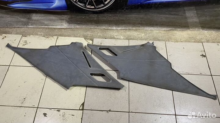 Обшивки стоек задние Mercedes Benz W140