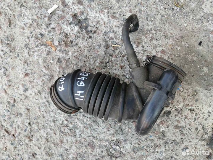 Патрубок Воздушный Киа Рио 2 1.4 G4EE