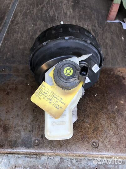 Вакуумный усилитель тормозов Фольксваген Шкода