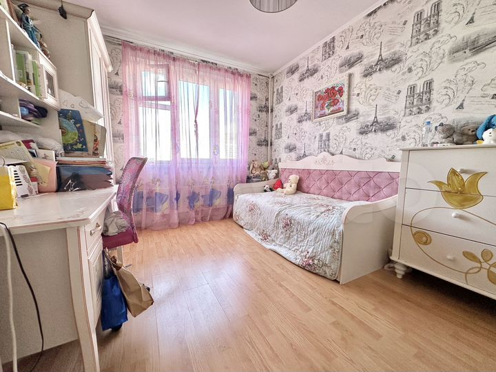 3-к. квартира, 75 м², 6/25 эт.