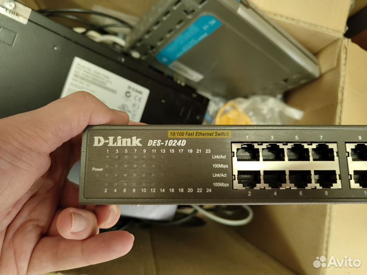 D-link des1024d
