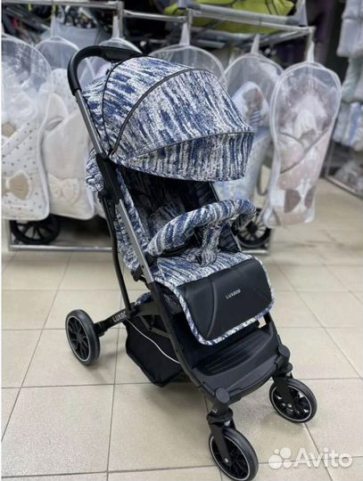 Прогулочная коляска luxmom