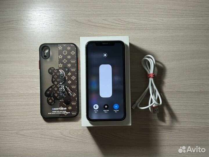 iPhone Xr, 128 ГБ