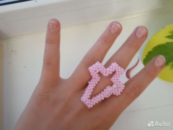 Кольцо-крест из бисера