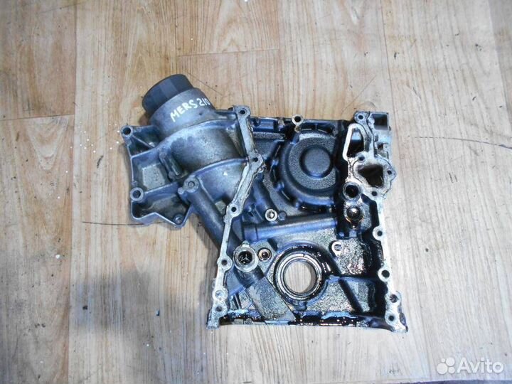 Крышка двигателя передняя Mercedes Benz W210 E-Kl