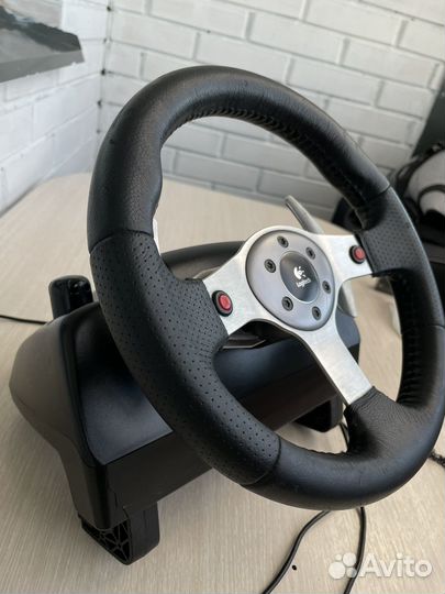 Игровой руль logitech g25