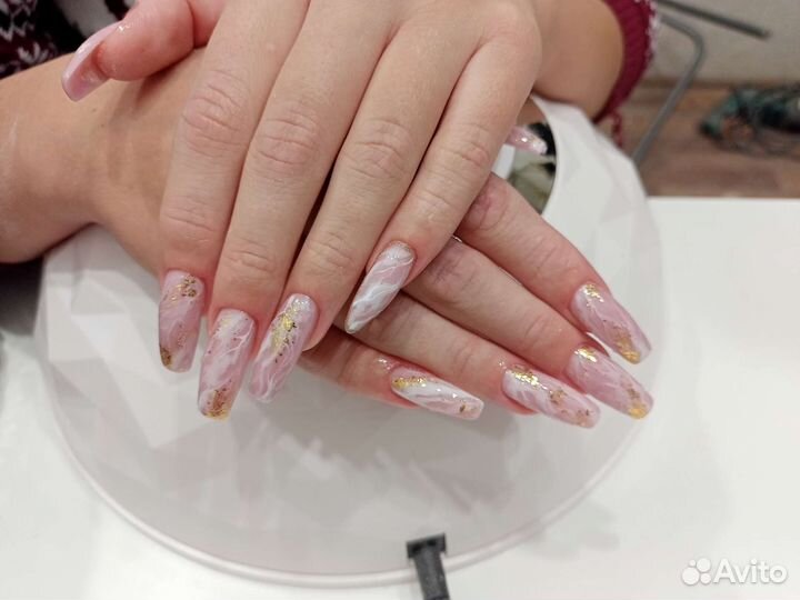 Наращивание ногтей