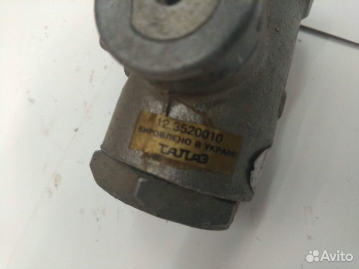 Продам кран разобщительный (пао пааз)