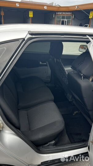 LADA Priora 1.6 МТ, 2010, 200 000 км