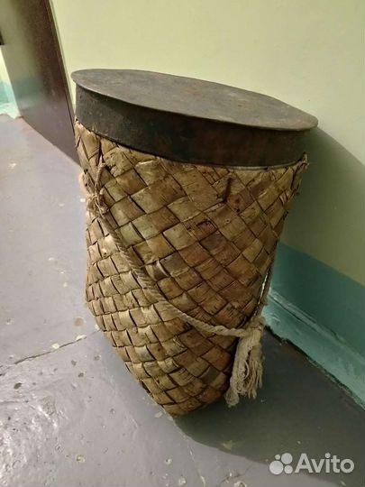 Корзина - рюкзак для грибов (из плетения)