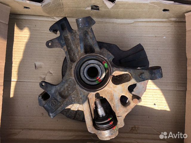 Цапфа передний правый мерседес мл 163