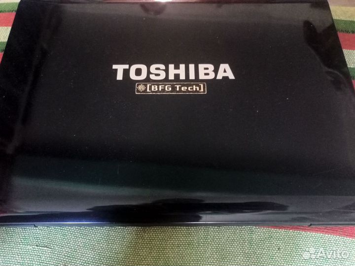 Ноутбук (Toshiba)