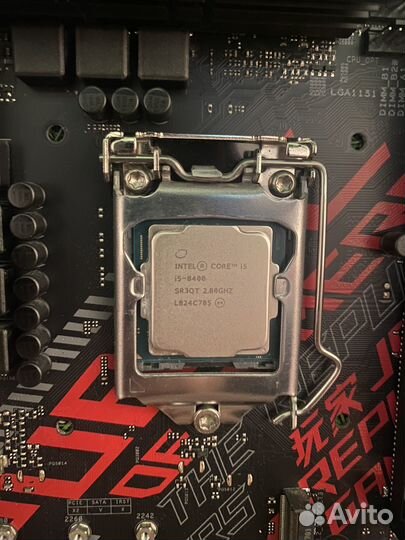 Материнская плата asus strix i5 8400 16 gb 2666