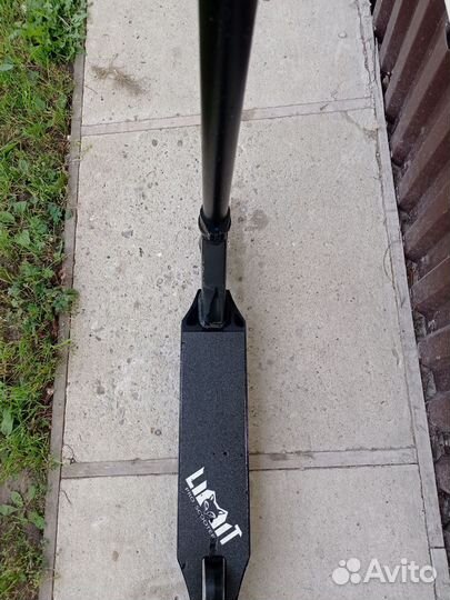 Трюковой самокат