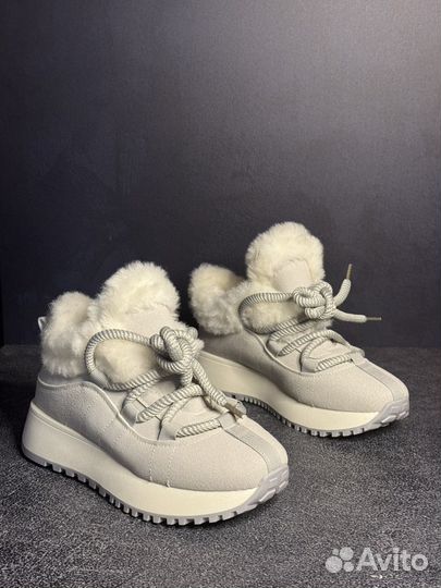 Кроссовки зимние женские