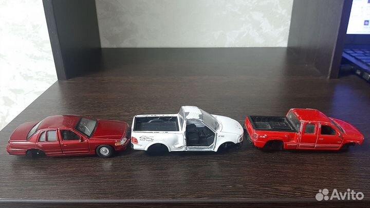 Модели машинок welly