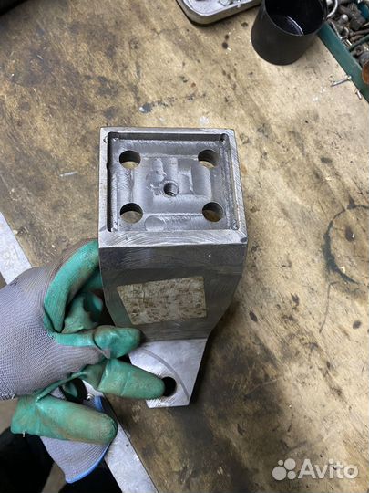 Рычаг поворотного кулака УАЗ 452 на военный мост