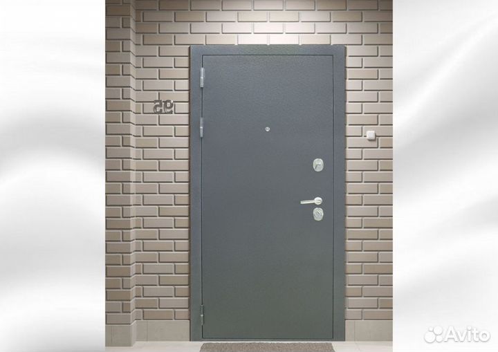 Входная дверь новая от производителя