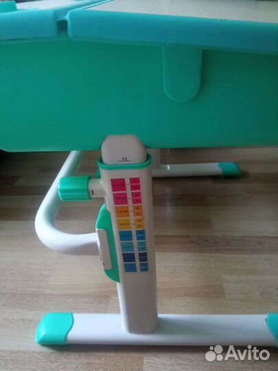 Парта растущая и стул