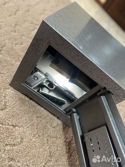 Сейф самый простой