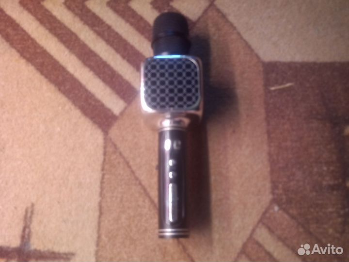 Беспроводные микрофон для караоке