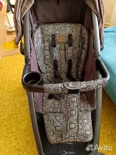 Прогулочная коляска