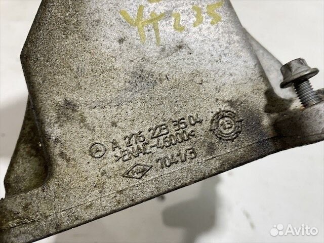 Кронштейн двигателя левый Мерседес M276