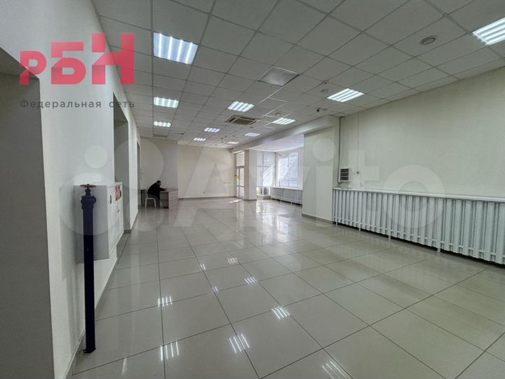 Помещение на первой линии, 175м2