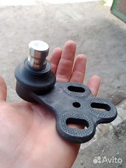 Шаровая опора Audi 80 B4 B3