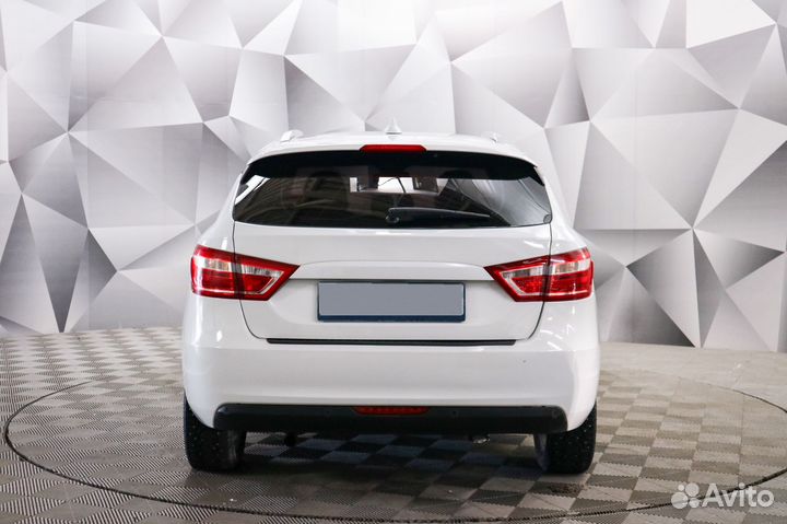 LADA Vesta 1.6 МТ, 2018, 167 000 км