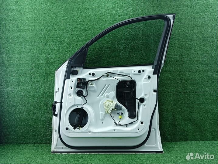 Дверь передняя правая Audi Q5 8R Состояние: Трансп