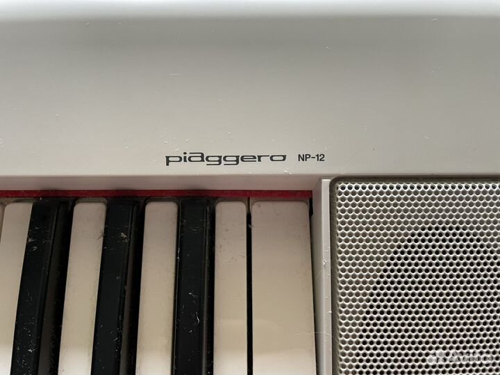 Цифровое пианино Yamaha np-12
