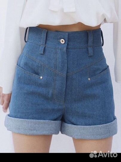 Комплект вещей на девочку