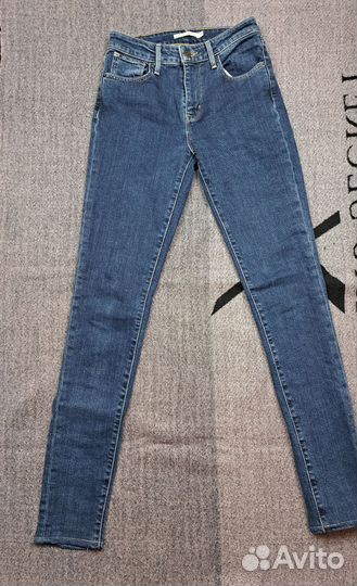 Джинсы Levis 721 High Rise Skinny