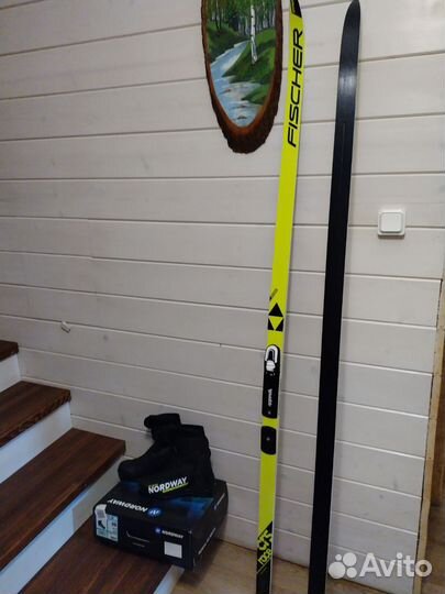 Ботинки лыжные