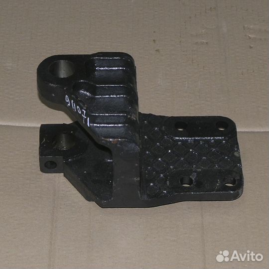 Кронштейн рессоры маз передней передний