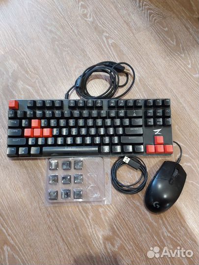 Клавиатура механическая и мышь